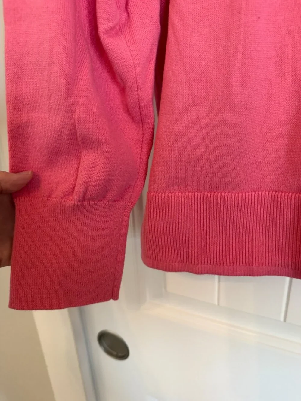 Bright pink long-sleeve crewneck sweater - Picture 3 of 6